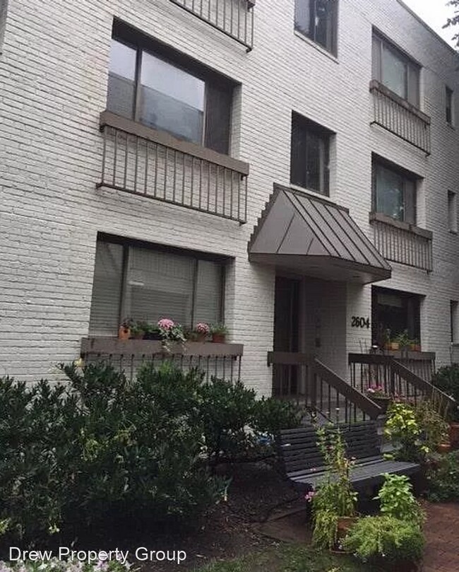 Building Photo - 1 br, 1 bath House - 2604 Tunlaw Rd #3
