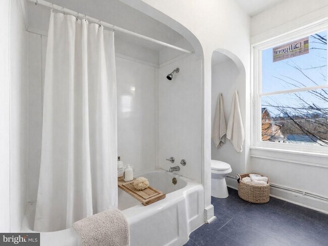 Foto del edificio - 3110 Main St