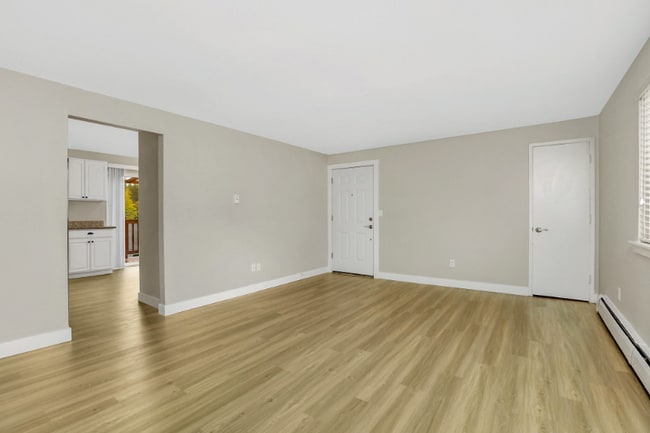Building Photo - 830 3rd Ave NW