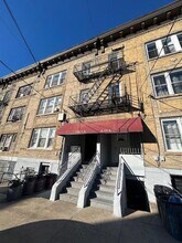 Building Photo - 131 W 54th St