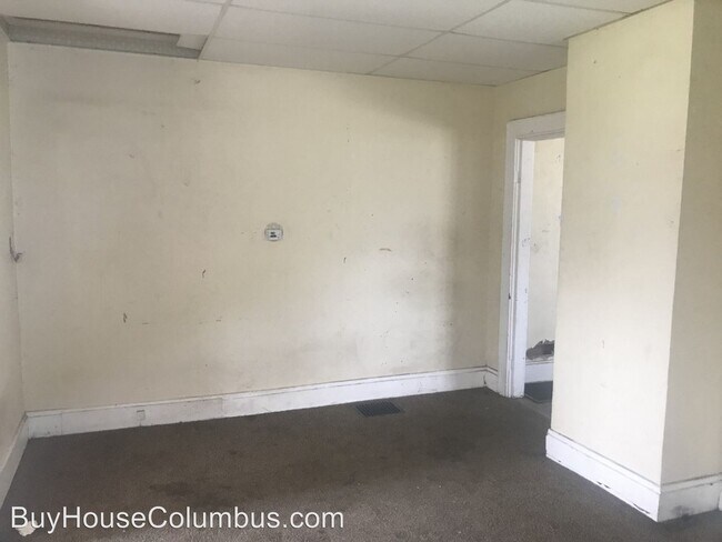 Building Photo - 4 br, 1 bath House - 249 Benfield Ave.