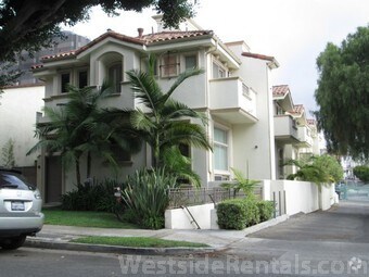 Building Photo - 1243 Franklin St