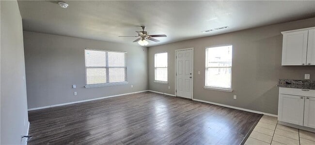 Foto del edificio - 5007 SW Fieldstone Blvd