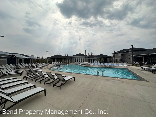 Foto del edificio - 3 br, 2.5 bath House - 3009 NE Red Jasper Pl.