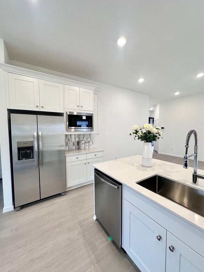 Building Photo - 13802 Windward Mist Dr