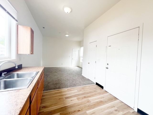 Foto del edificio - 880 Burwell St