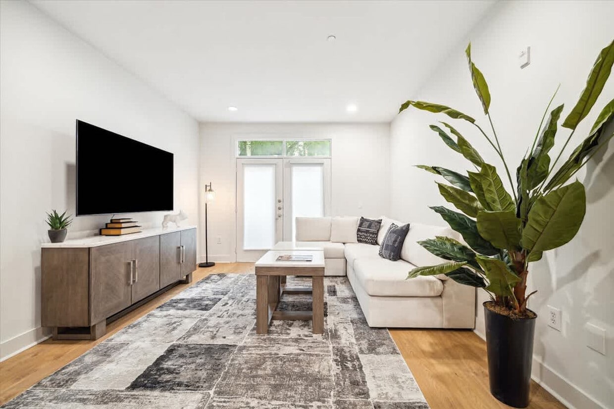 Foto principal - 1112 Columbus St