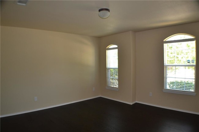 Foto del edificio - 12970 Ambrose Dr