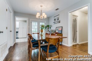 Foto del edificio - 323 Byrnes Dr