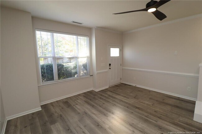 Building Photo - 309 Carthage Ct