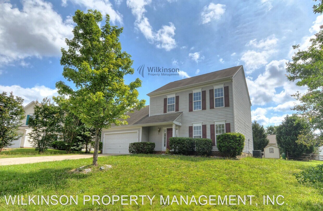 1111 Balcorn Pl, Charlotte, NC 28214