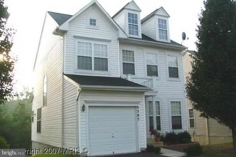 Basement apartment in a SF home - 9305 Cougar Ct
