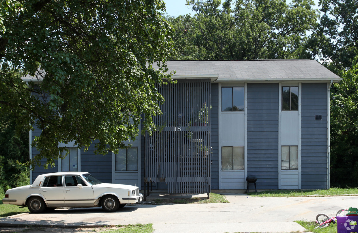 Primary Photo - 18 Beamon St