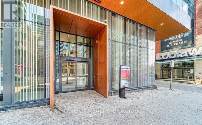 Building Photo - 19 Bathurst St