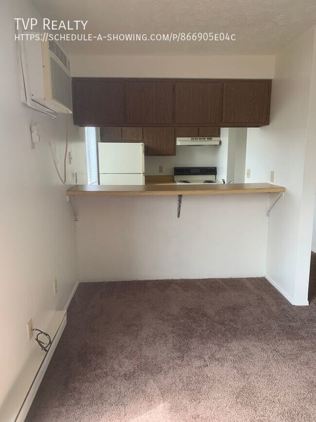 Foto del edificio - 132 Fox Hill Ln