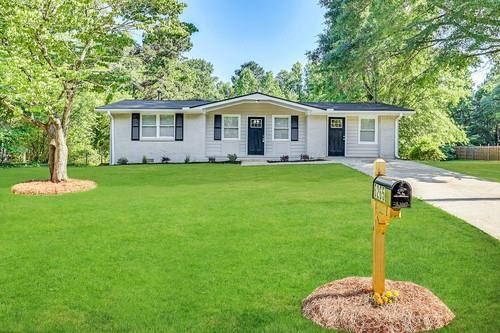 Primary Photo - 6265 Lakeview Dr