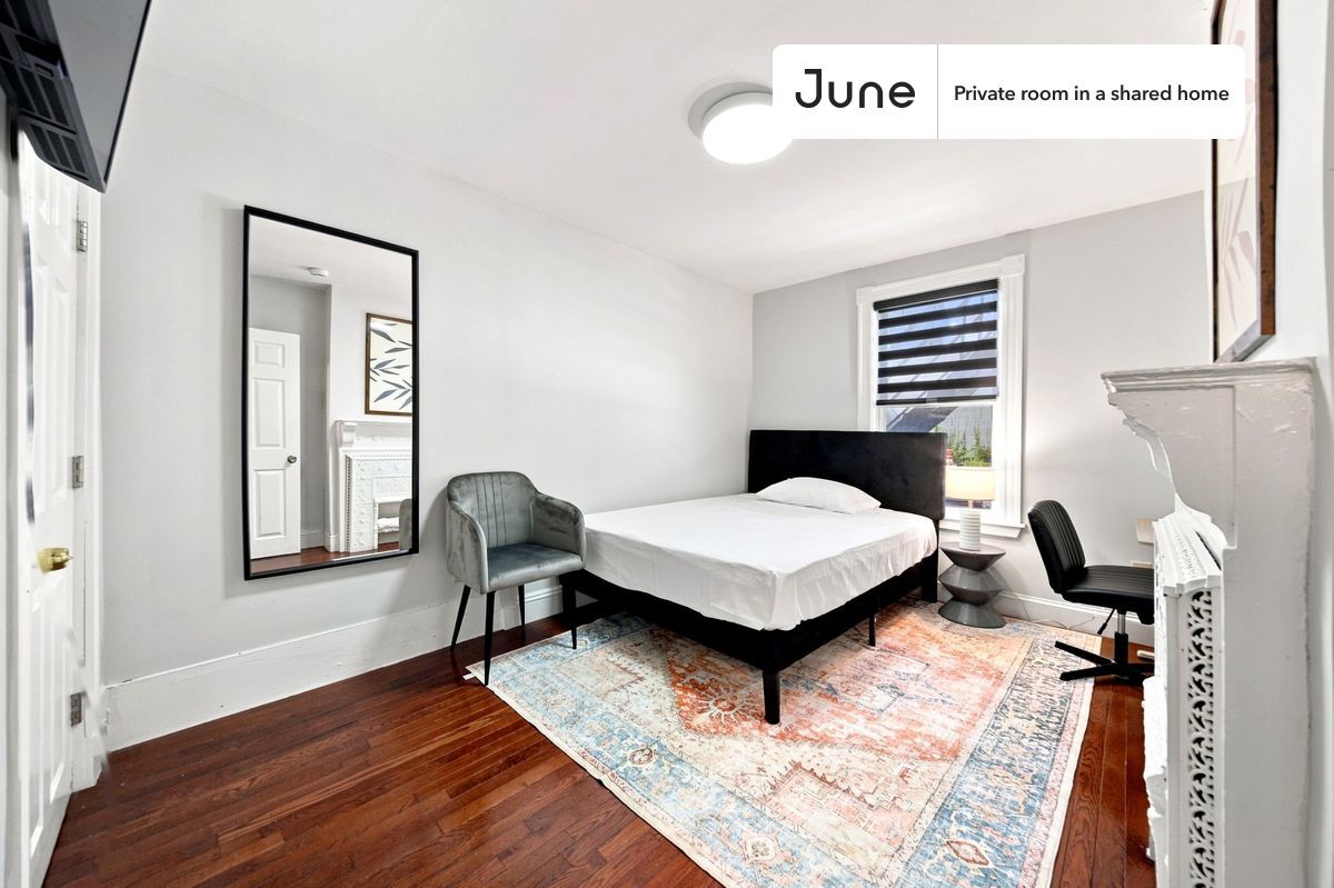 Room in Shared 7 bed/2 bath home in Allston - Room in Shared 7 bed/2 bath home in Allston