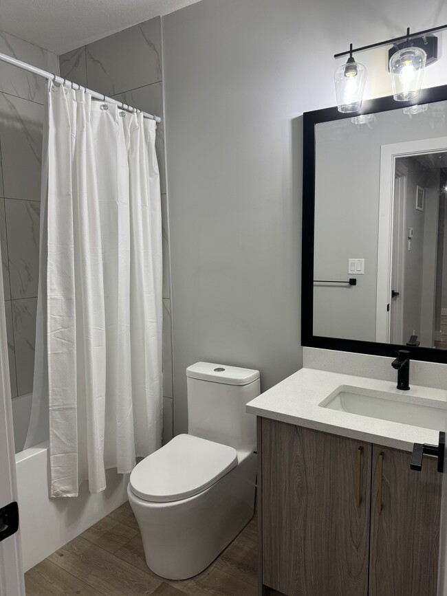 Building Photo - 25 Elliott Wynd