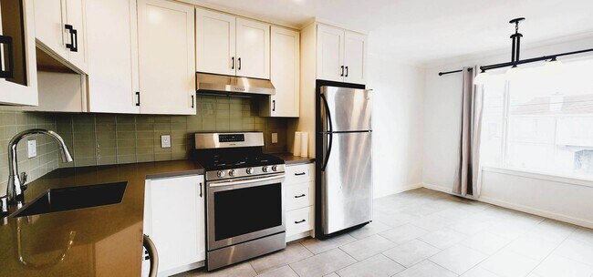 Building Photo - BEAUTIFULLY UPDATED OUTER SUNSET HOME FOR RENT