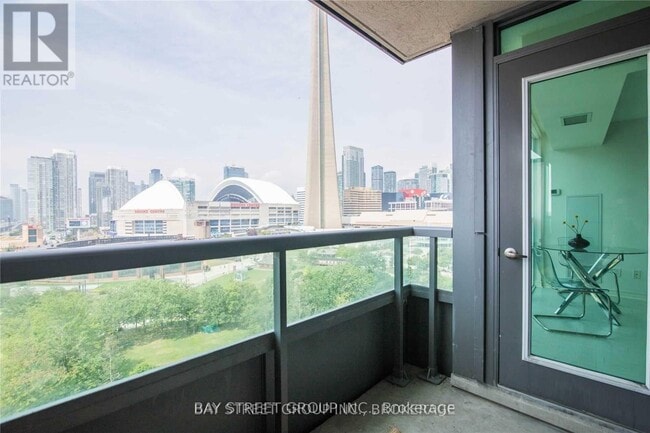 Building Photo - 25 Lower Simcoe St