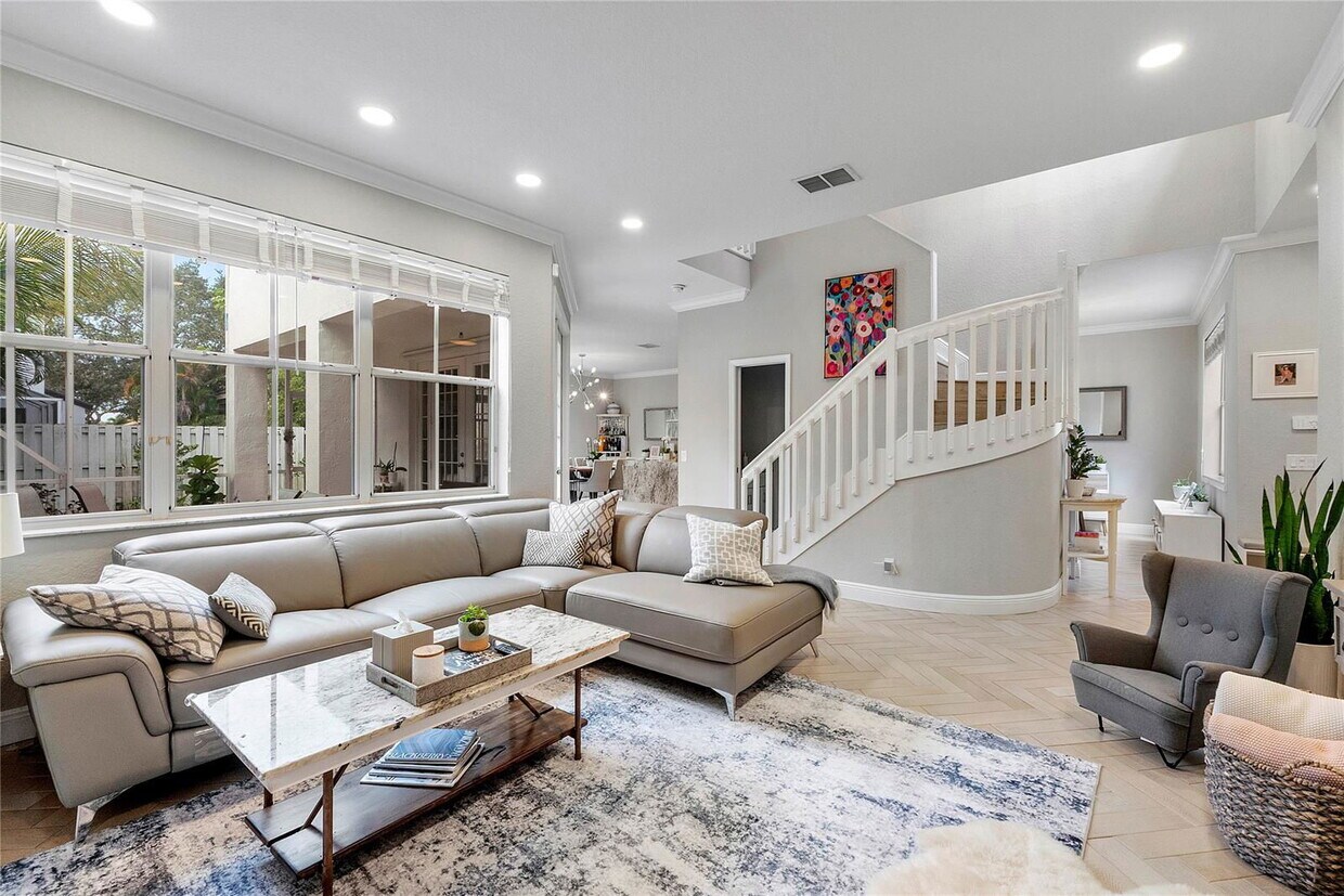 Primary Photo - 604 Stanton Dr