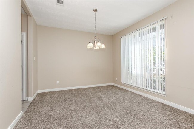 Building Photo - 24006 Lestergate Dr
