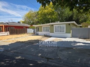 Building Photo - 919 Carpino Ave