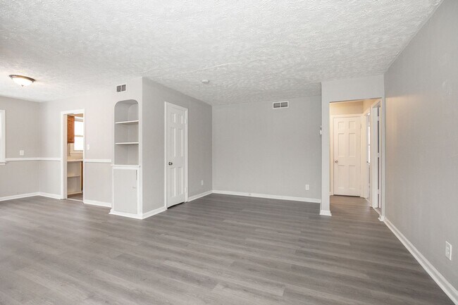 Foto del edificio - NEWLY RENOVATED! 3 BED, 1 BATH BEAUTIFUL SINGLE-FAMILY HOME IN CLEVELAND!