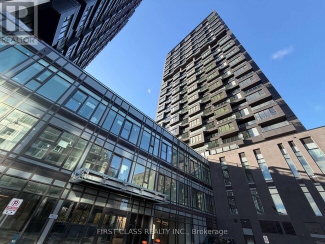 Building Photo - 1 Quarrington Lane