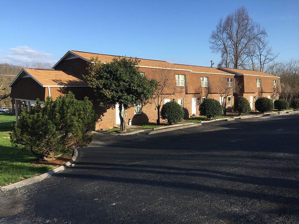 Foto principal - 116 Arrowhead Dr