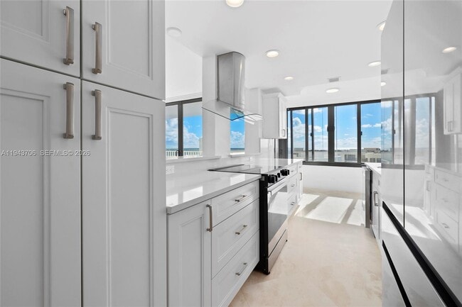 Building Photo - 3590 S Ocean Blvd