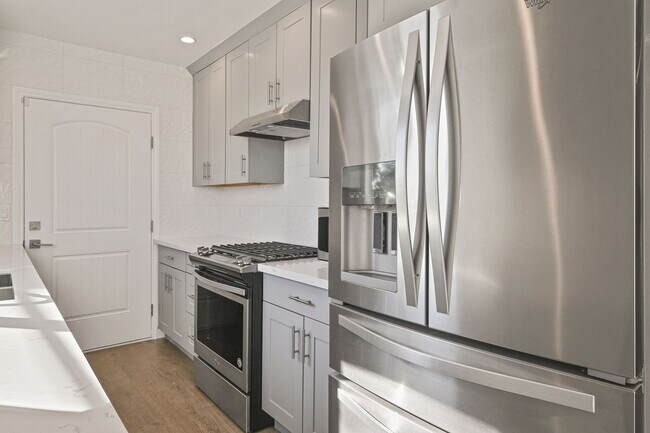 Foto del edificio - 1238 S Burnside Ave