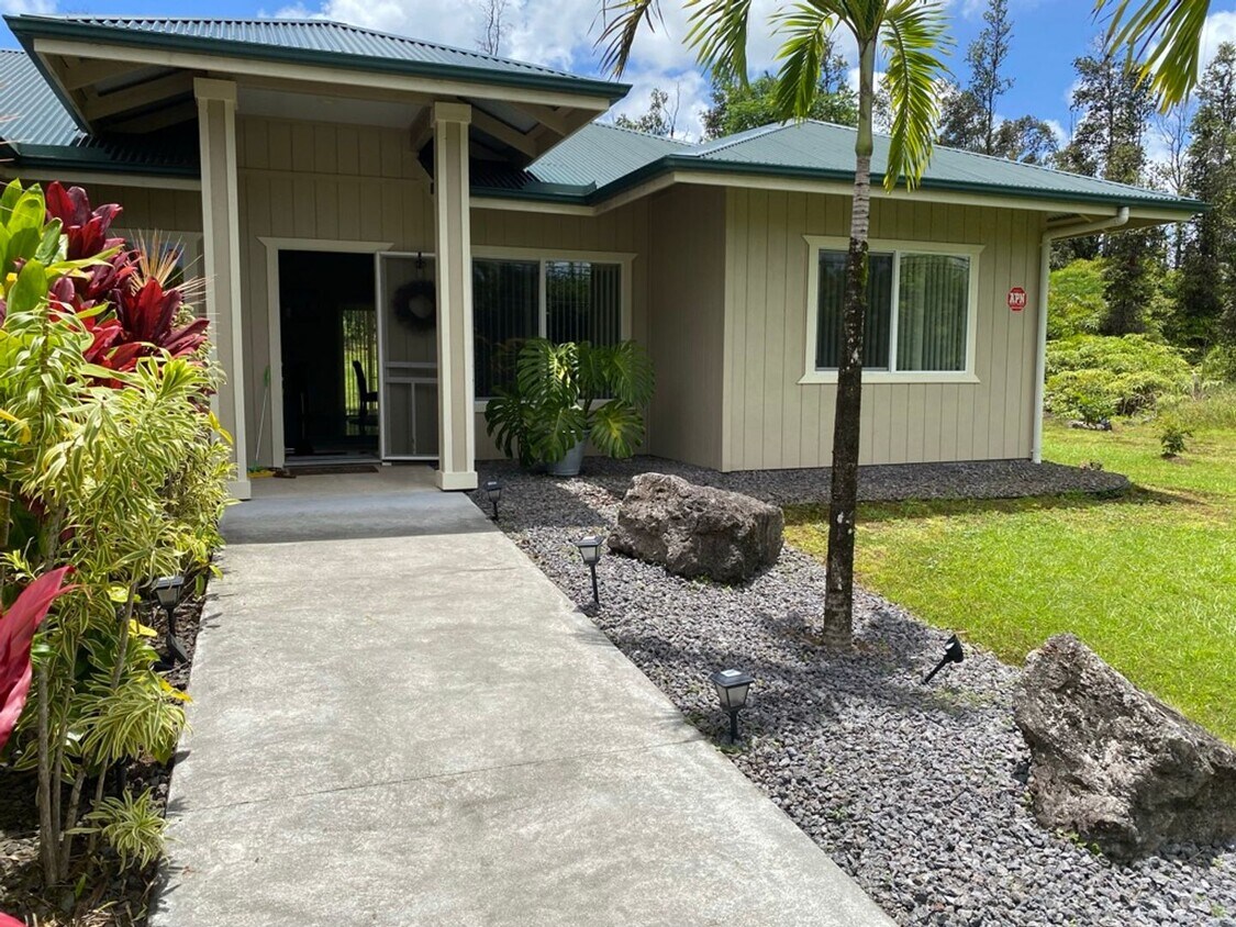 Primary Photo - Pet Friendly-Hawaiian Paradise Park