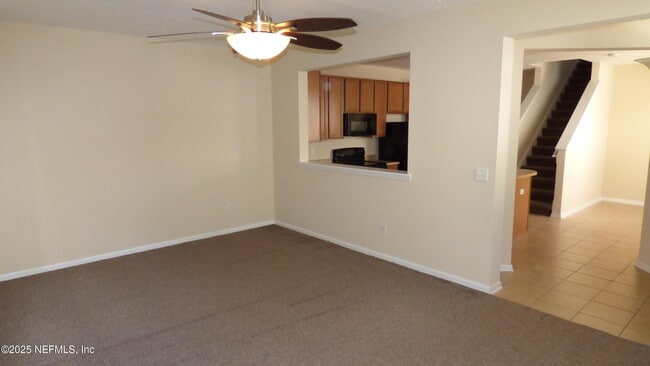 Building Photo - 8702 Ribbon Falls Ln
