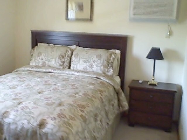 Bedroom - 407 S Main St