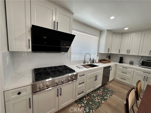 Foto del edificio - 1004 Miltonwood Ave