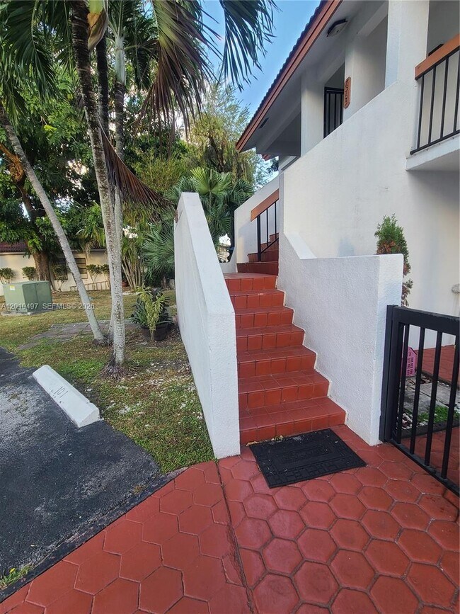 Foto del edificio - 7565 SW 153rd Ct