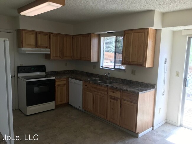 Building Photo - 4 br, 2 bath House - 5941 Eldora Lane