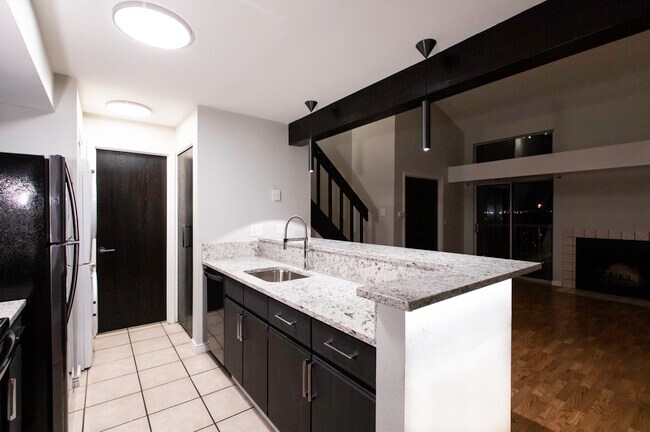 Kitchen - 8843 Colorado Blvd