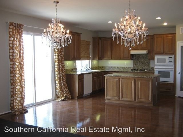 Building Photo - 28019 Alta Vista Ave