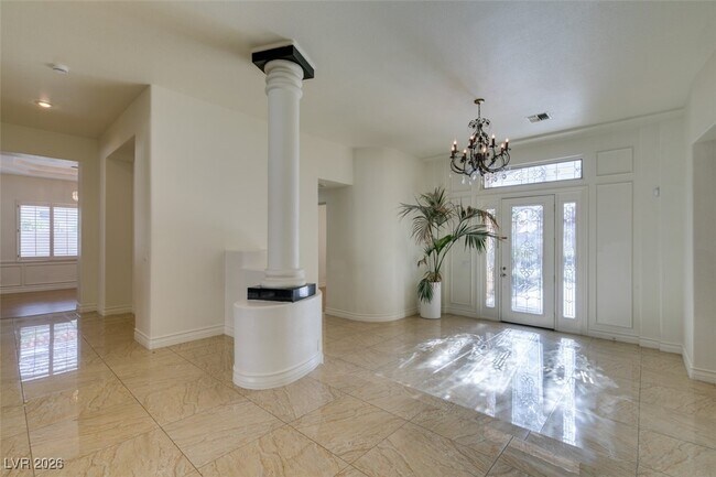 Foto del edificio - 8706 Mesa Madera Dr