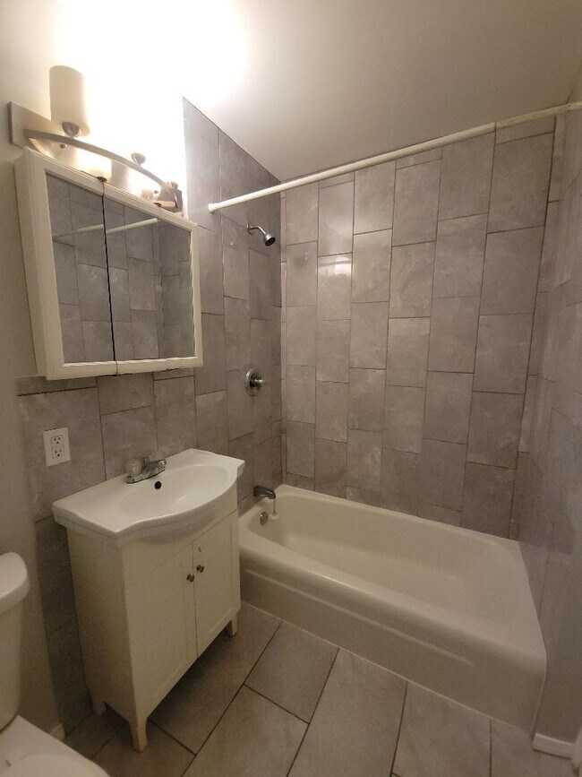 Foto del edificio - 3721 Ruby St