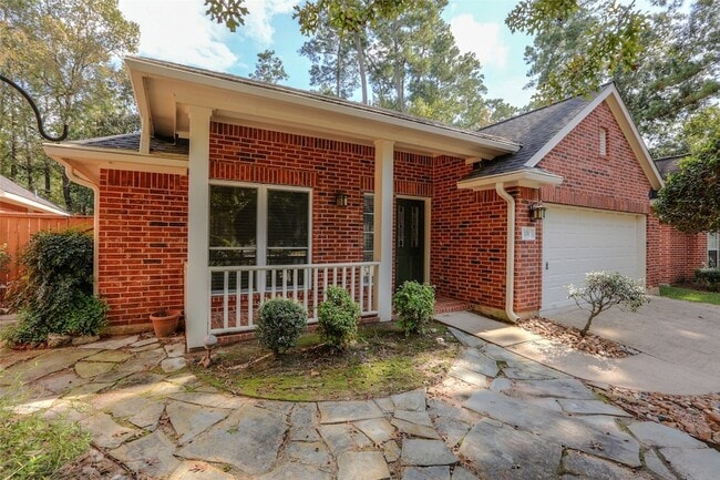 Building Photo - 131 Avonlea Dr