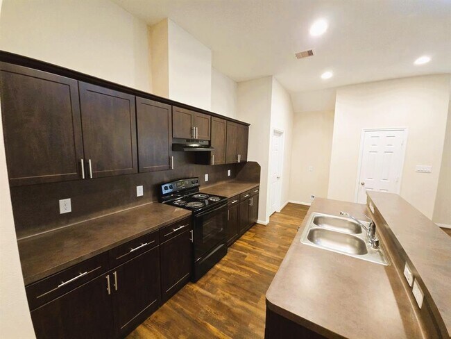 Building Photo - 4111 Avenue B