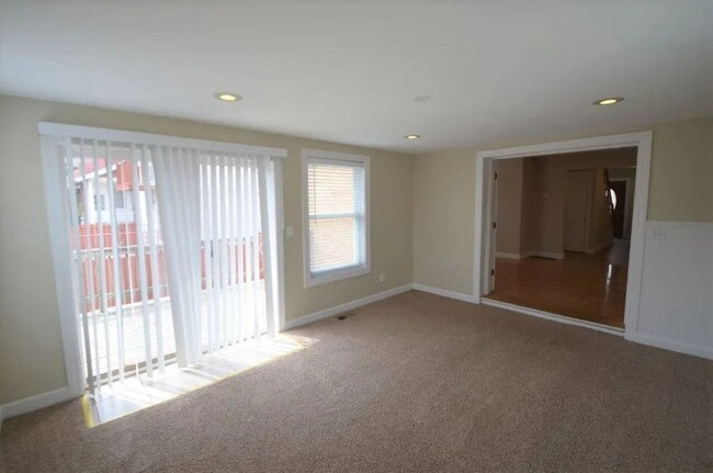 Building Photo - 4118 Forest Ave