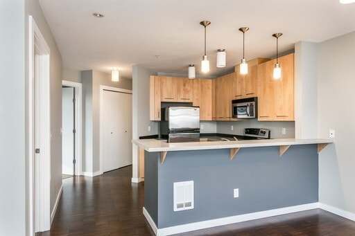 Building Photo - East Queen Anne Seattle 2 Bedroom 2 Bathroom Apartment for Rent | Lake Union Views, Rooftop Deck,...