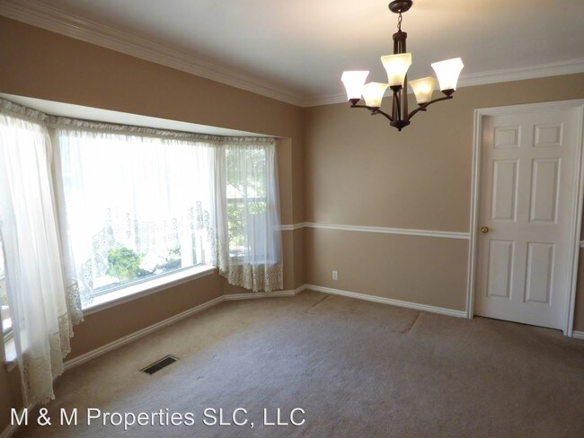 Building Photo - 1292 W Meadow Ridge Ln