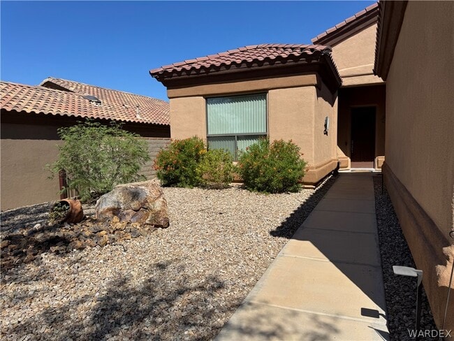 Building Photo - 2793 Esmerelda Dr