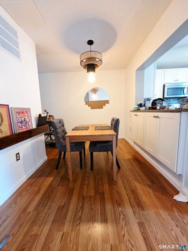 Foto del edificio - 5 Cherokee Ct