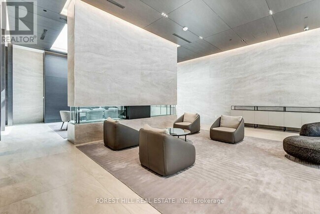 Photo du bâtiment - 2221 Yonge St
